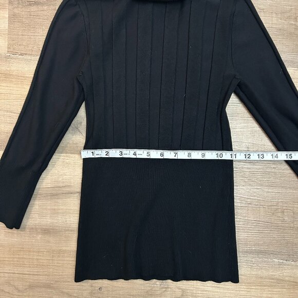 Carmen Marc Valvo Turtleneck - Picture 4 of 5